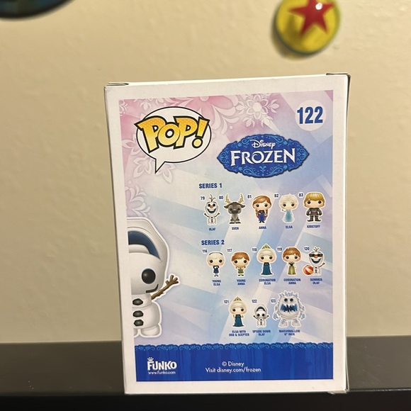 Olaf Special Edition Funko Pop - Picture 3 of 3